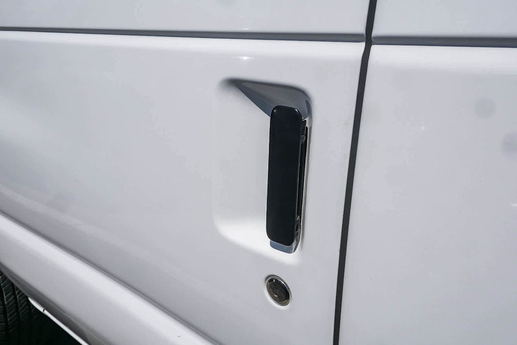 Thumbnail: 1999 Ford Econoline - 10