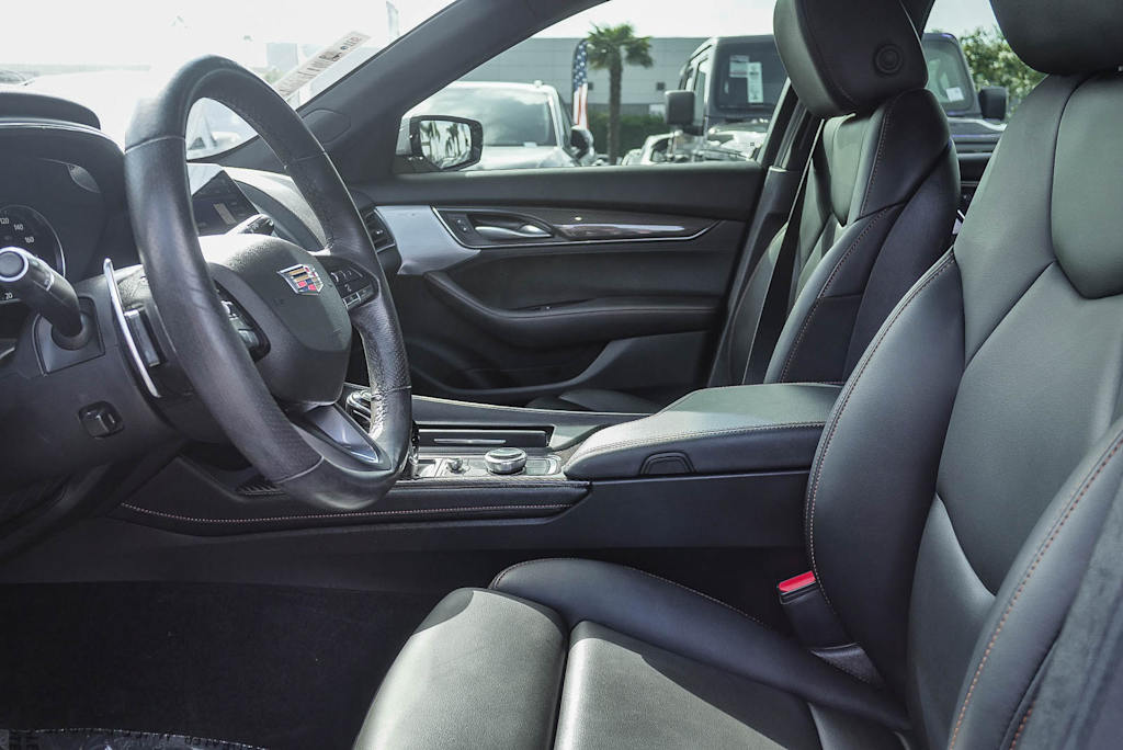 Thumbnail: 2024 Cadillac CT5 - 9