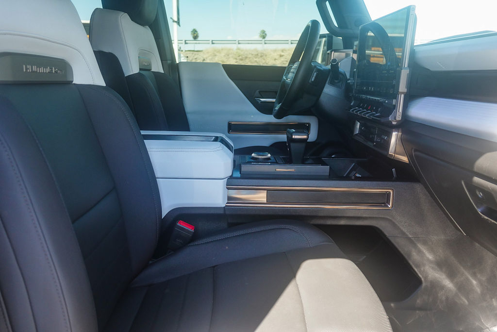 Thumbnail: 2025 GMC Hummer EV - 9