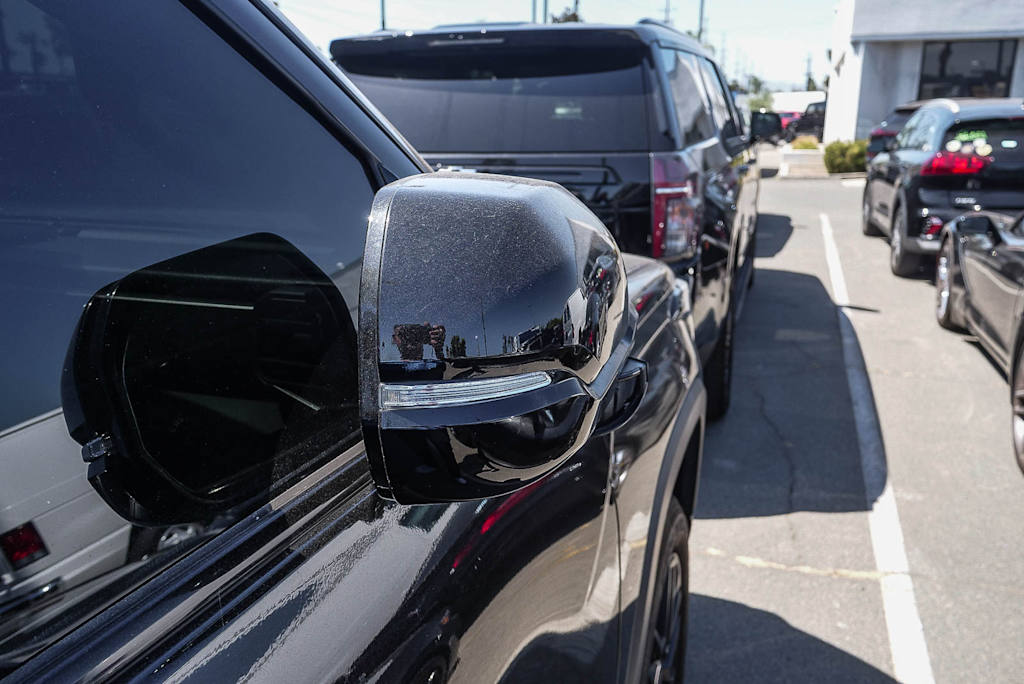 Thumbnail: 2024 Chevrolet Suburban - 12