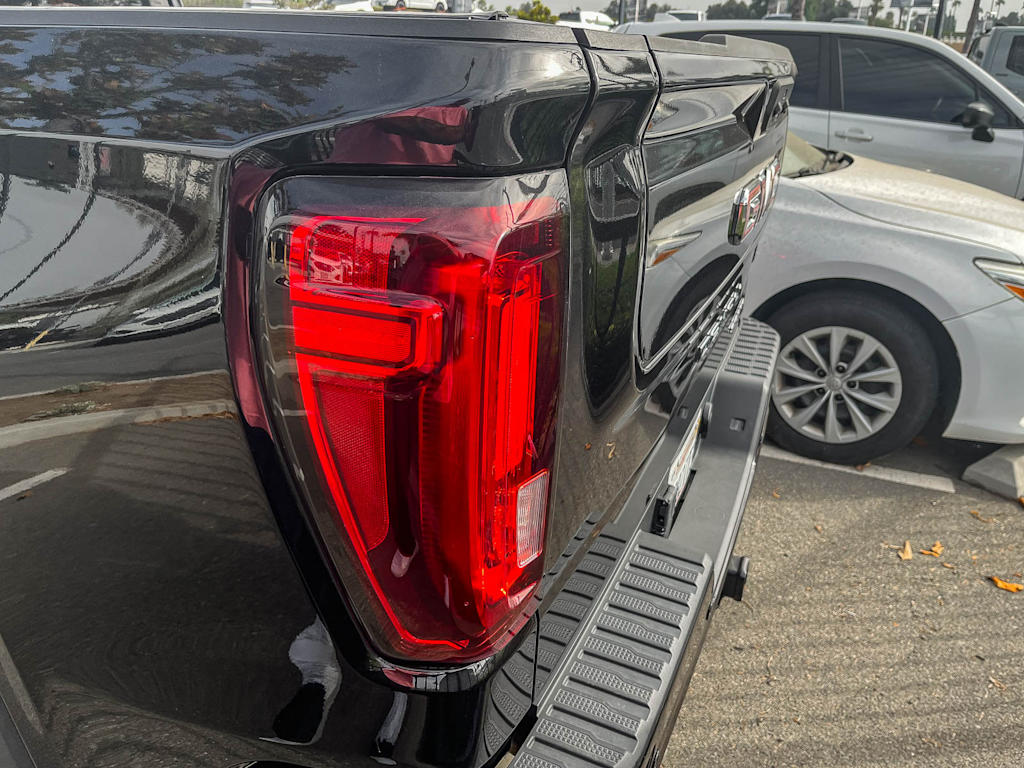 Thumbnail: 2023 GMC Sierra 1500 - 15