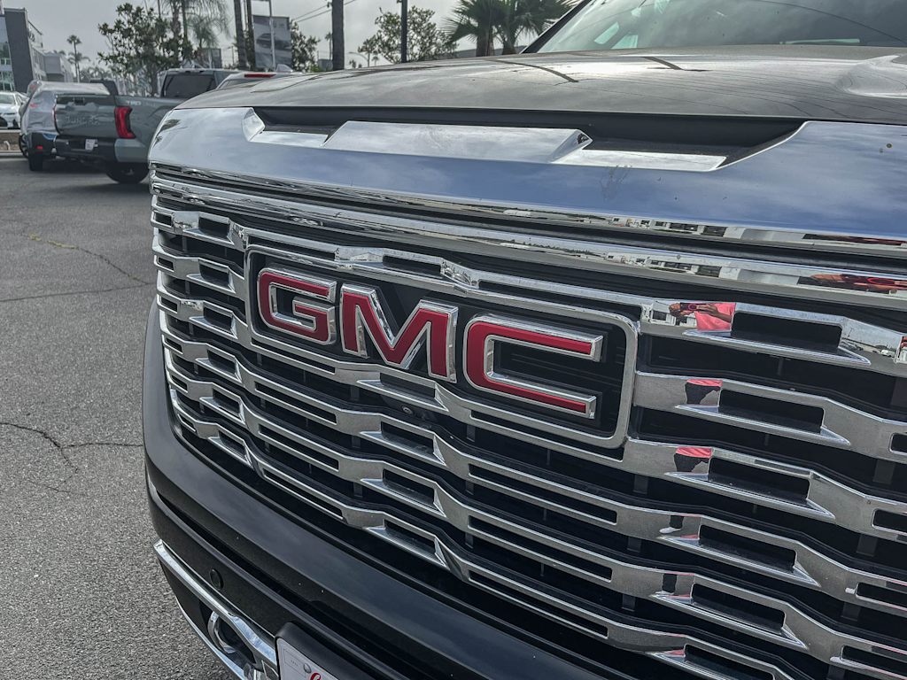 Thumbnail: 2023 GMC Sierra 1500 - 3