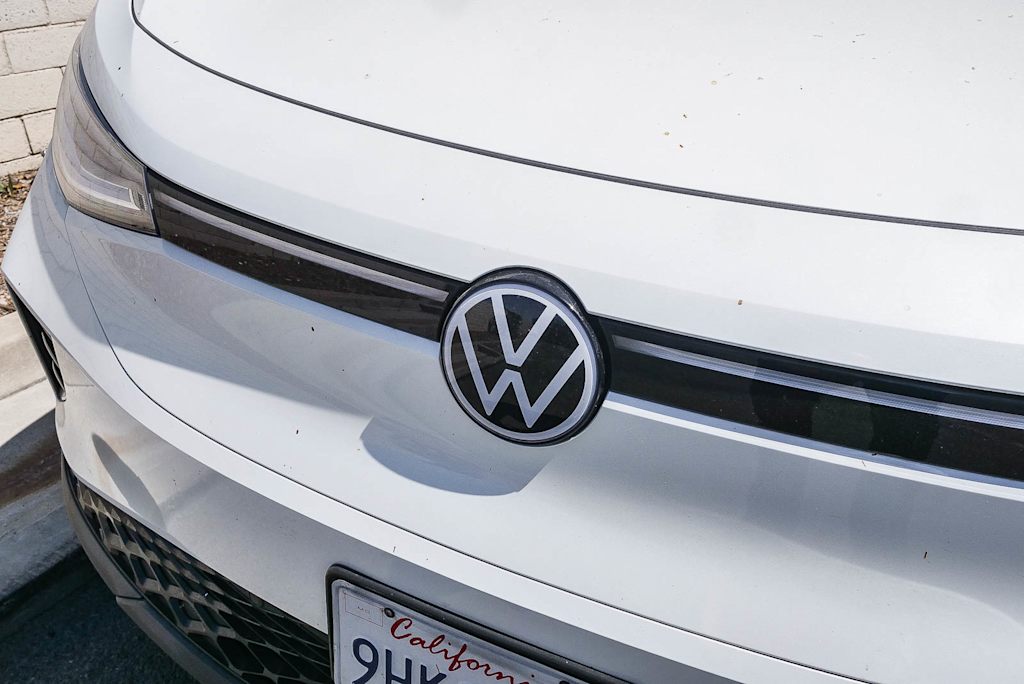 Thumbnail: 2023 Volkswagen ID.4 - 6