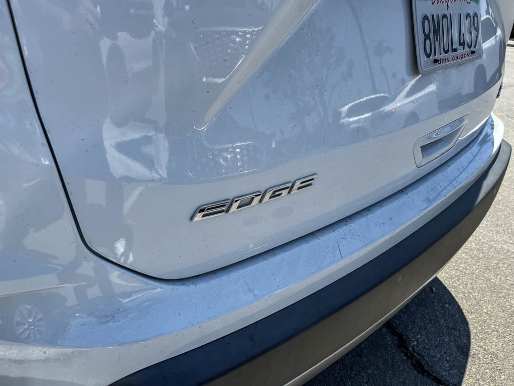 Thumbnail: 2019 Ford Edge - 22