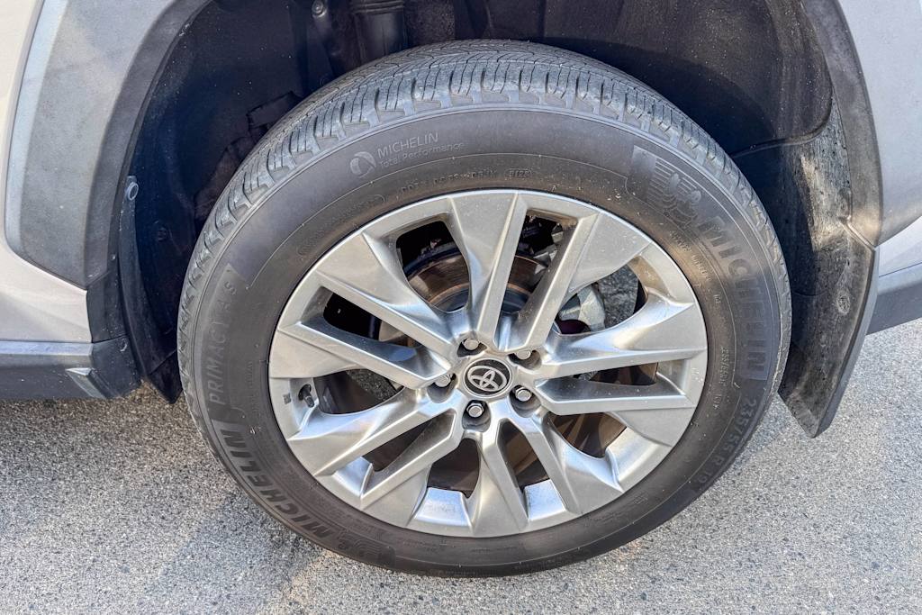 Thumbnail: 2024 Toyota RAV4 - 4
