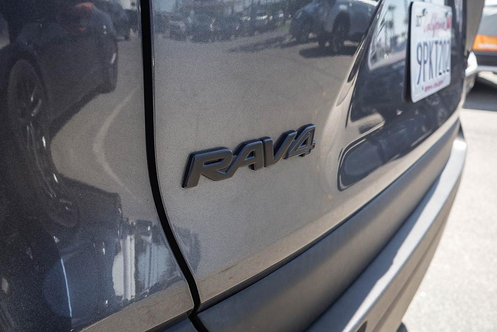 Thumbnail: 2024 Toyota RAV4 - 21
