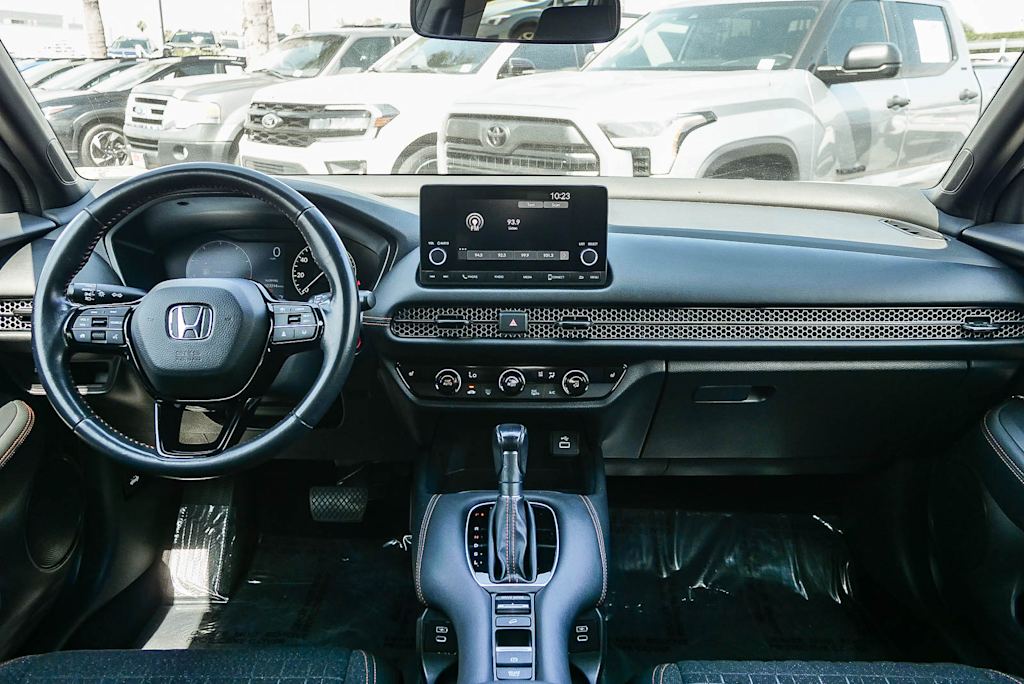 Thumbnail: 2024 Honda HR-V - 2