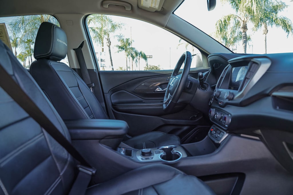 Thumbnail: 2024 GMC Terrain - 9