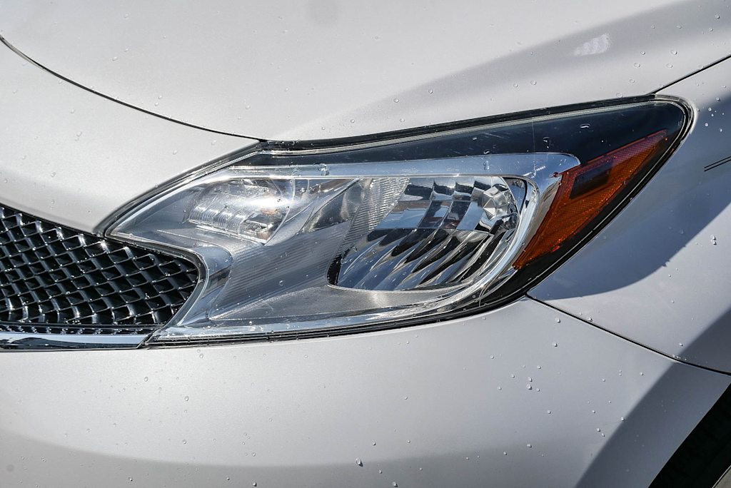 Thumbnail: 2016 Nissan Versa Note - 23