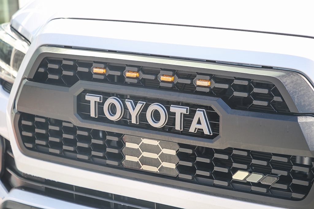 2022 Toyota Tacoma TRD Sport 6