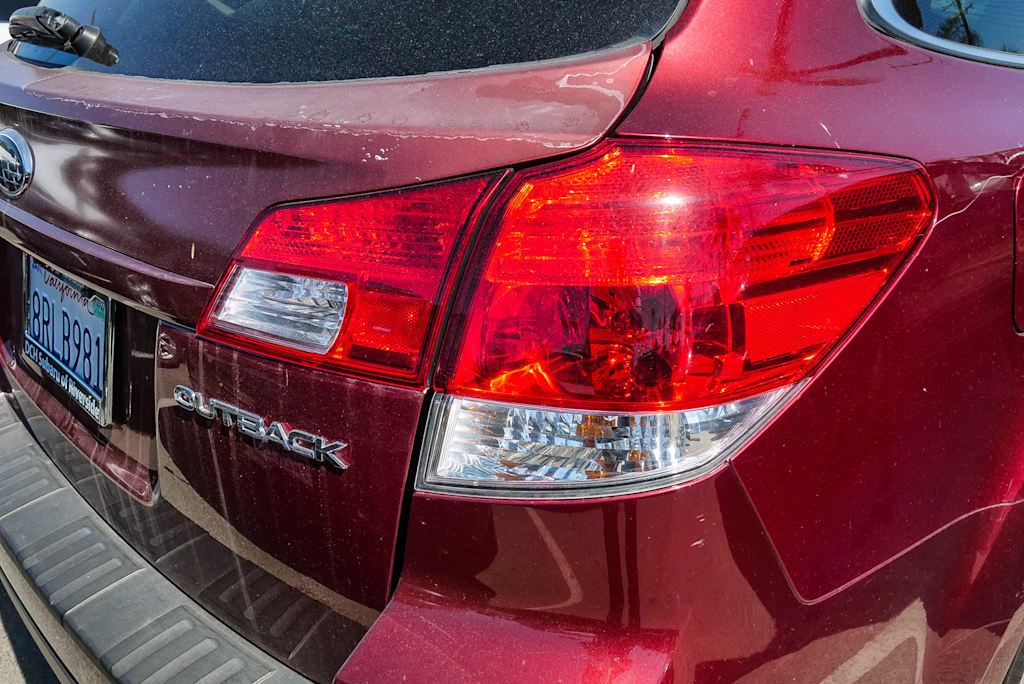 Thumbnail: 2011 Subaru Outback - 14