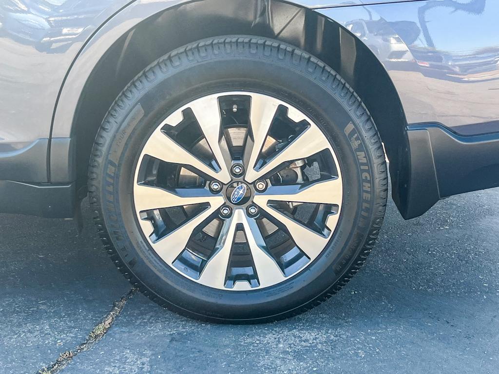 Thumbnail: 2015 Subaru Outback - 6