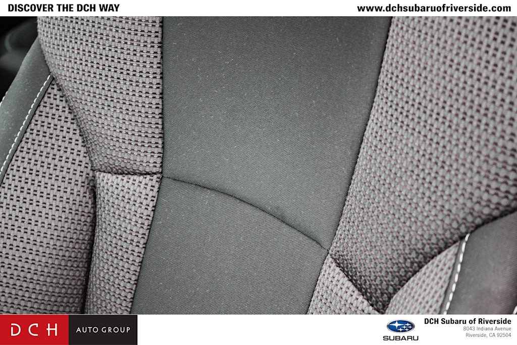 2025 Subaru Outback Base 25