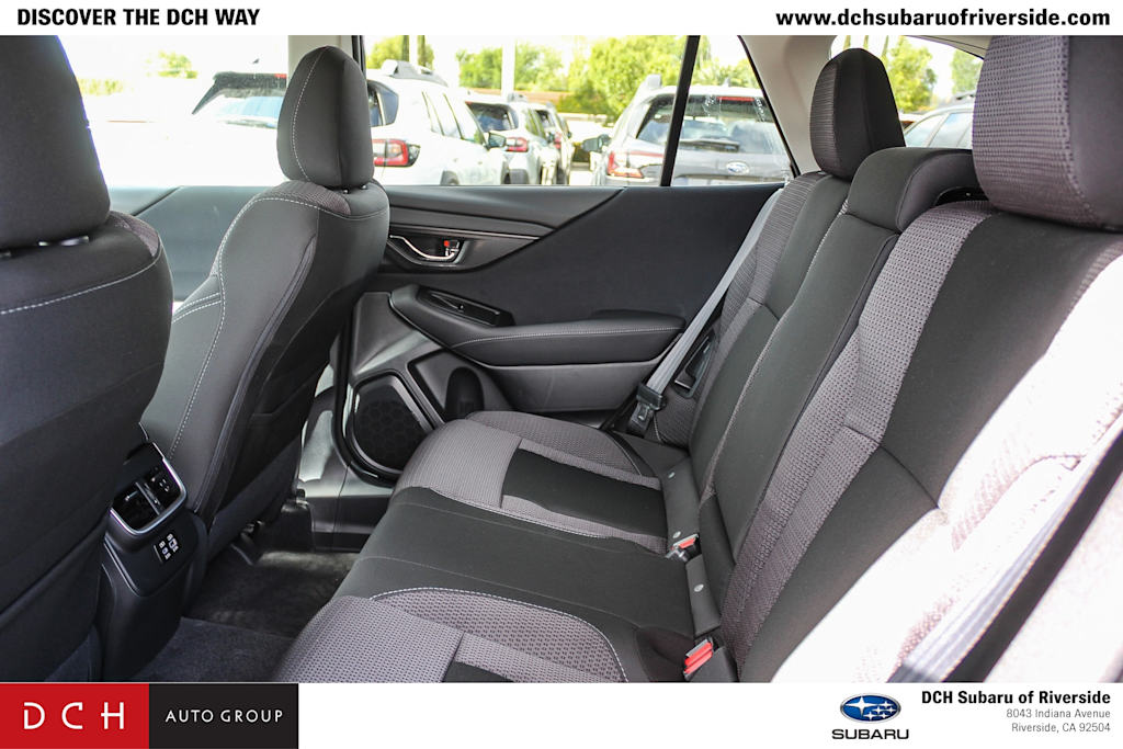 2025 Subaru Outback Premium 12