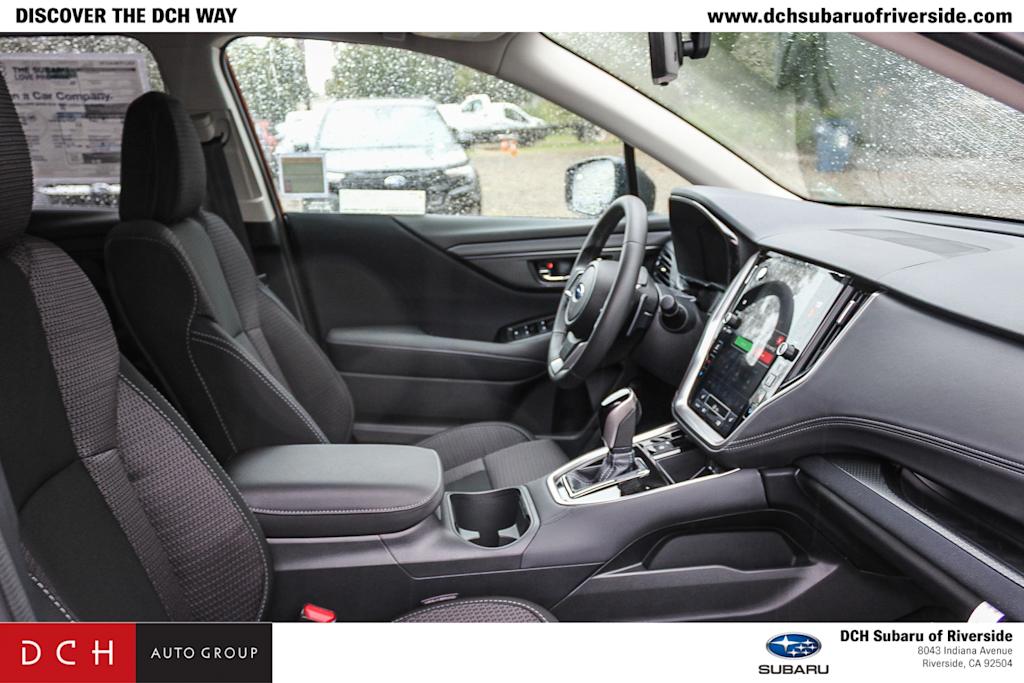2025 Subaru Outback Premium 9