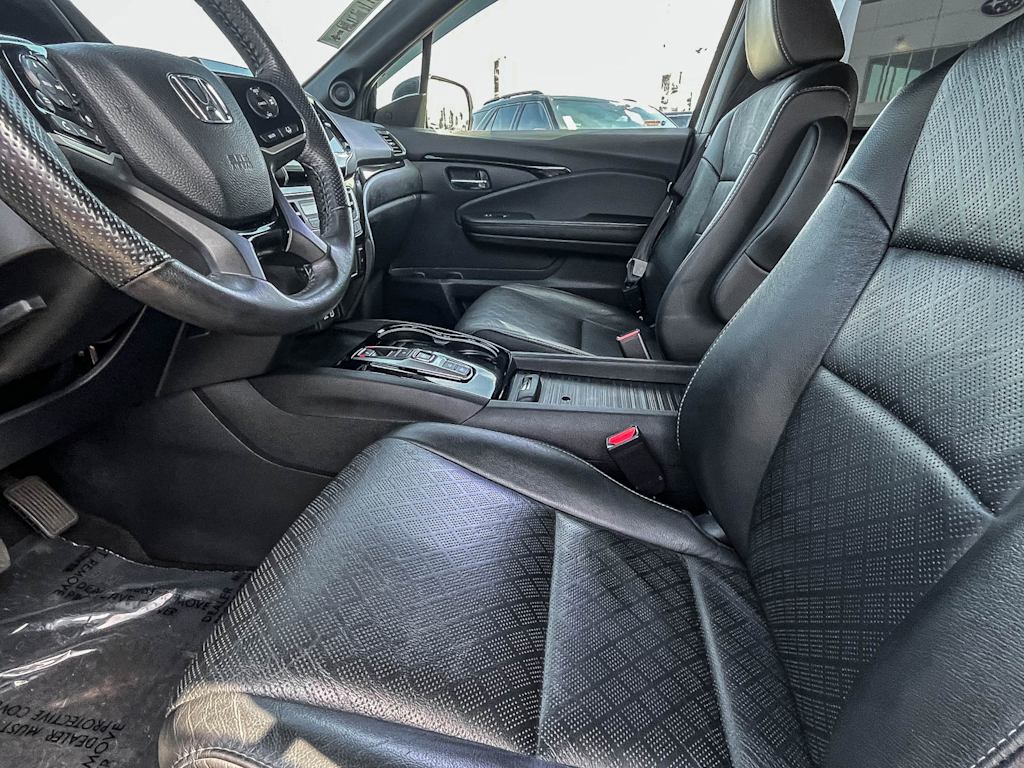 Thumbnail: 2020 Honda Passport - 11