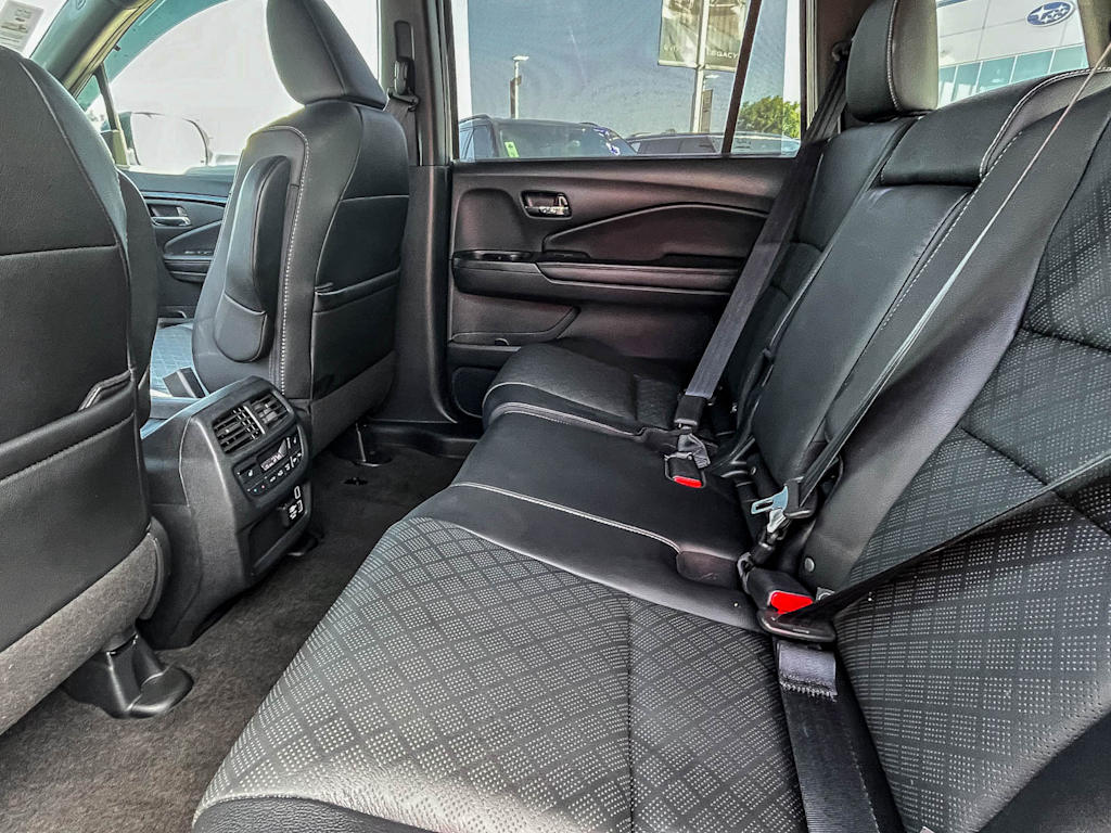 Thumbnail: 2020 Honda Passport - 12