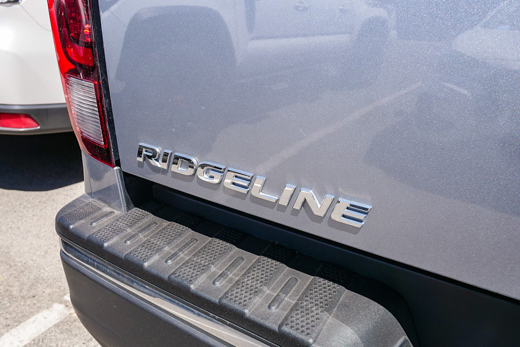 Thumbnail: 2019 Honda Ridgeline - 16