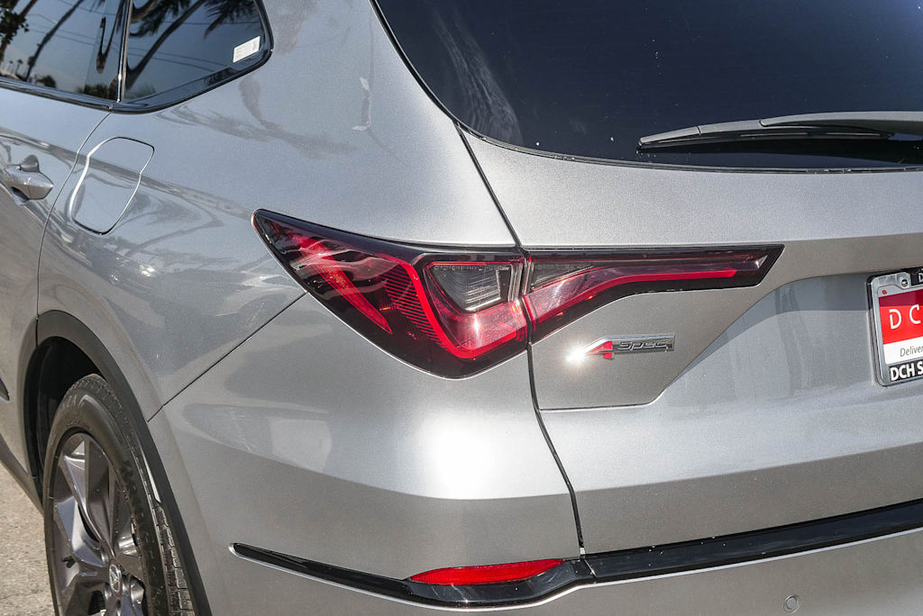 Thumbnail: 2024 Acura MDX - 6
