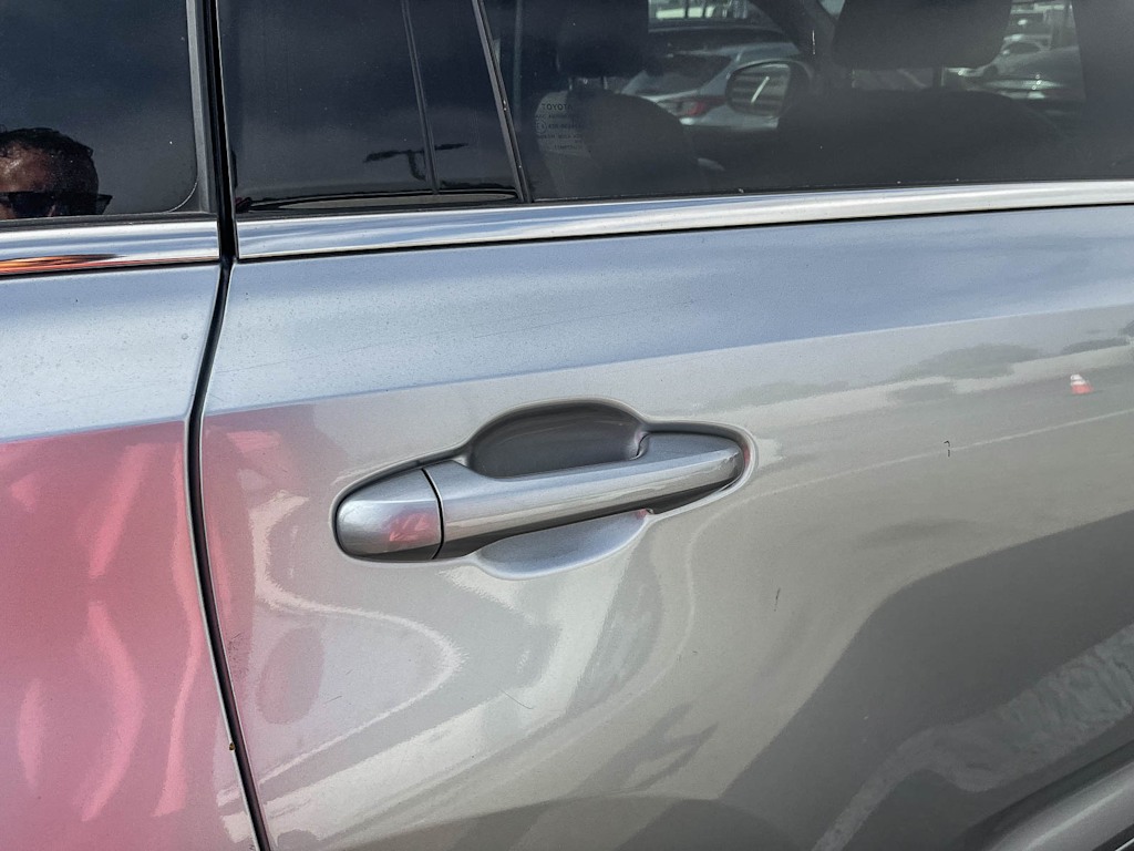 Thumbnail: 2016 Toyota Highlander - 14