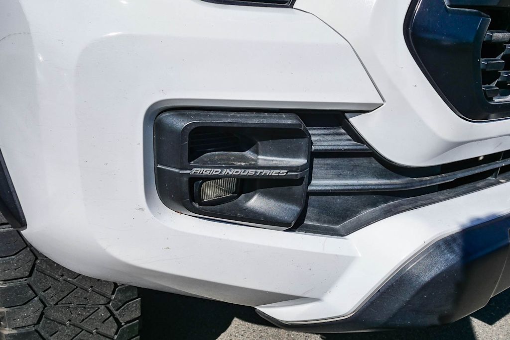 Thumbnail: 2019 Toyota Tacoma - 9