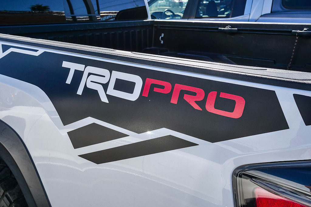 Thumbnail: 2019 Toyota Tacoma - 21