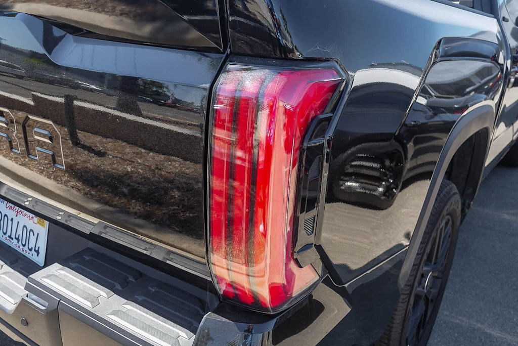 Thumbnail: 2024 Toyota Tundra - 17