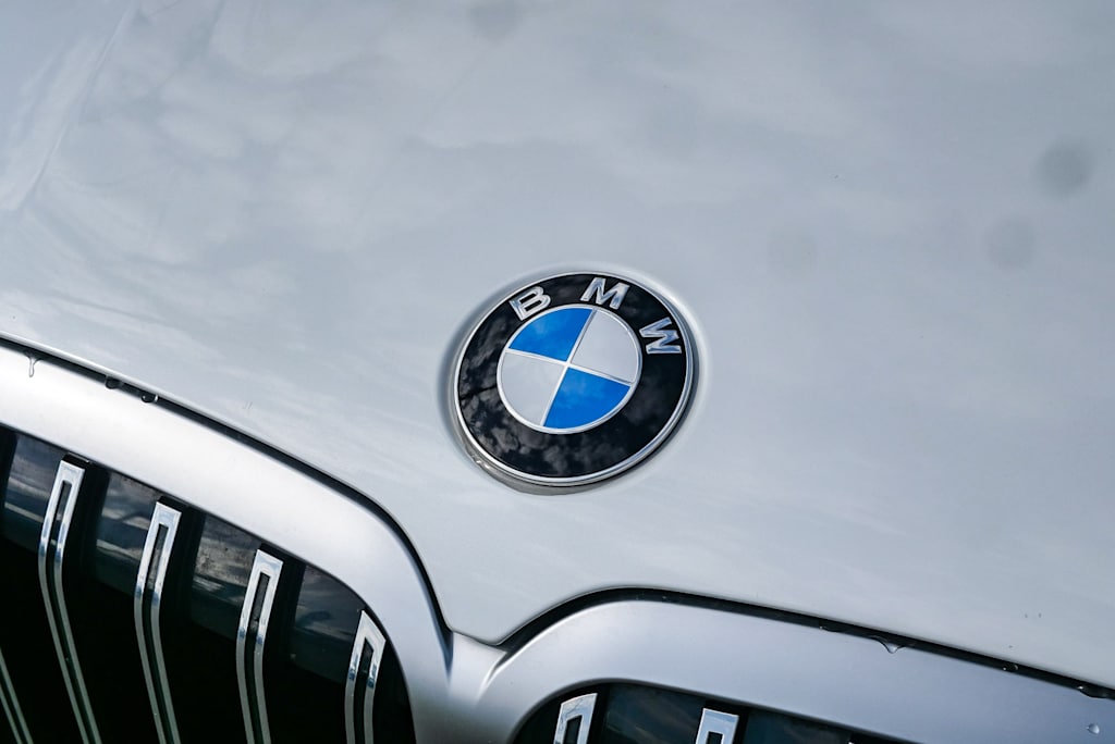 Thumbnail: 2023 BMW X7 - 6