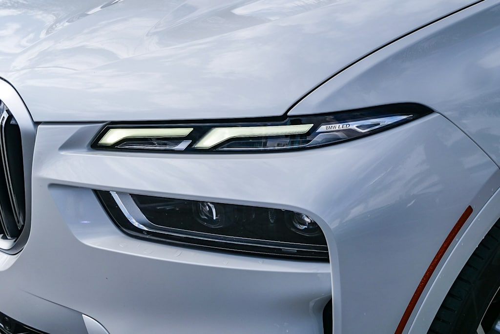 Thumbnail: 2023 BMW X7 - 19