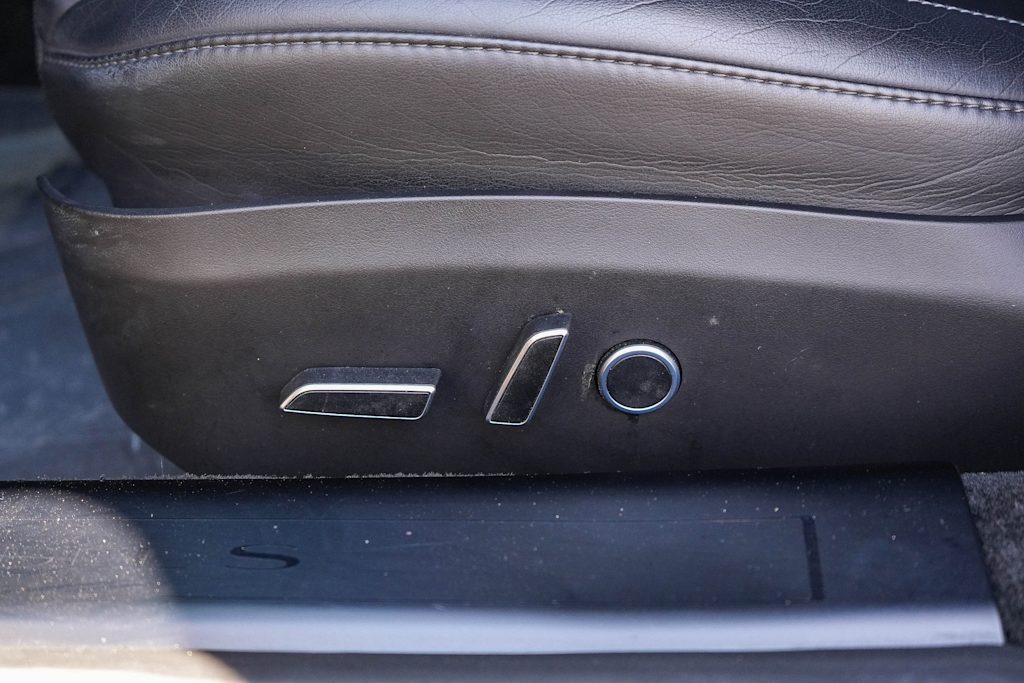 Thumbnail: 2021 Tesla Model S - 22