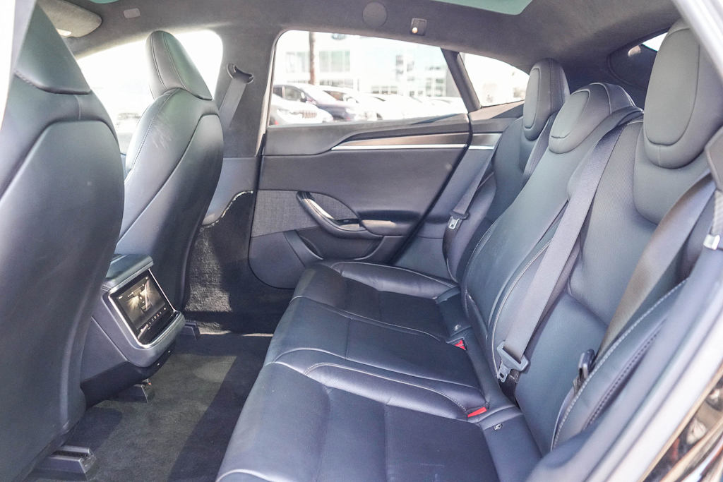 Thumbnail: 2021 Tesla Model S - 10