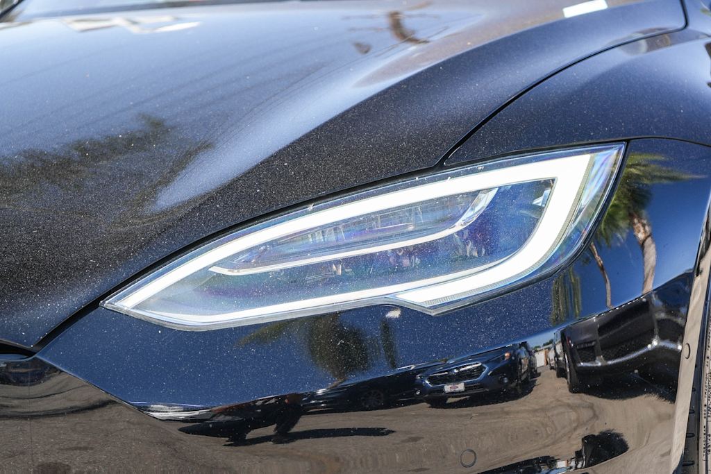 Thumbnail: 2021 Tesla Model S - 19