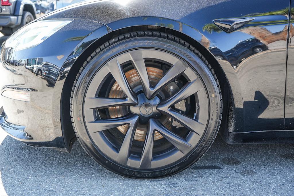 Thumbnail: 2021 Tesla Model S - 18