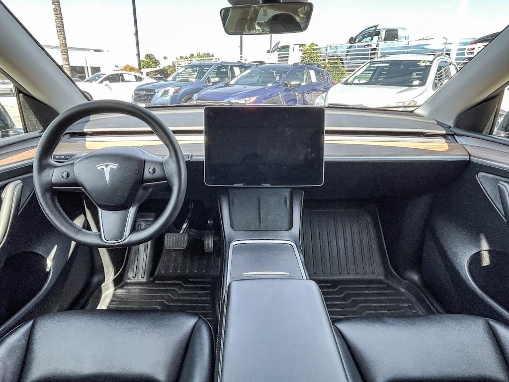 Thumbnail: 2025 Tesla Model Y - 2