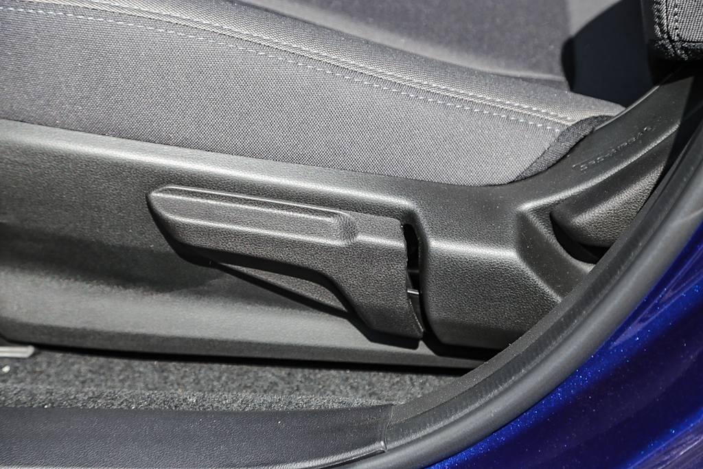 Thumbnail: 2025 Subaru Impreza - 24