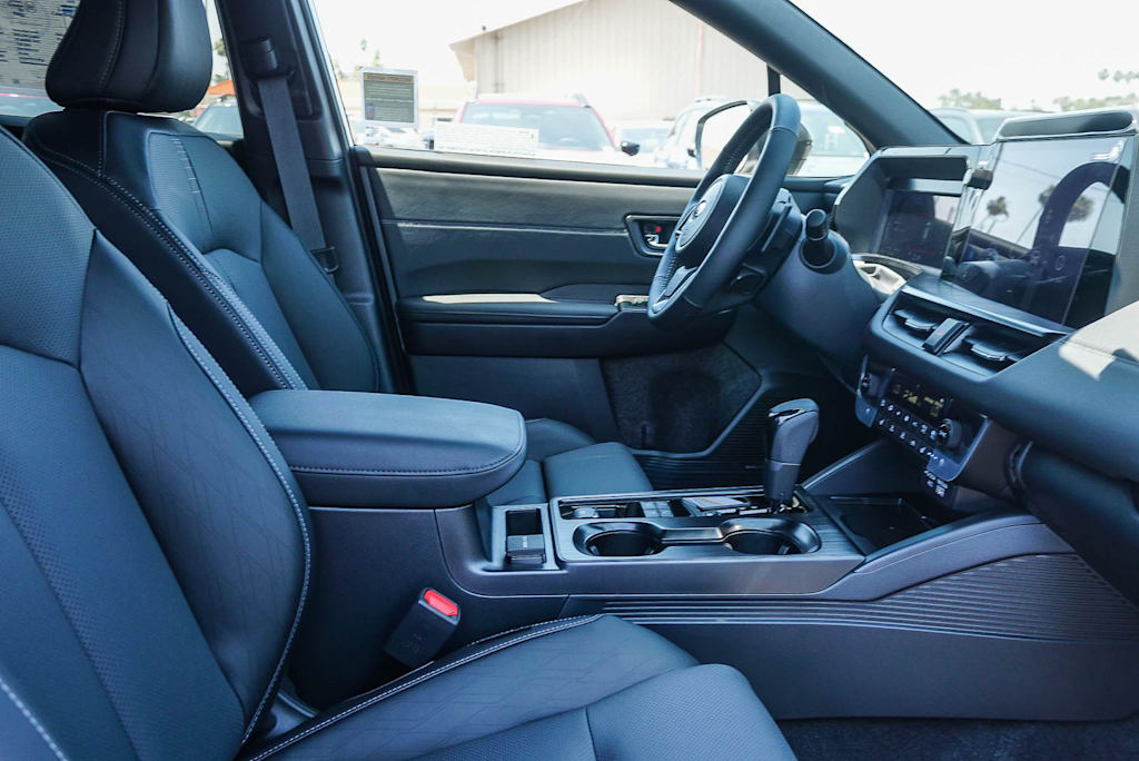Thumbnail: 2026 Subaru Outback - 10