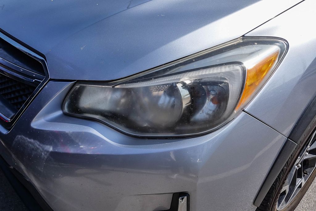 Thumbnail: 2017 Subaru Crosstrek - 6