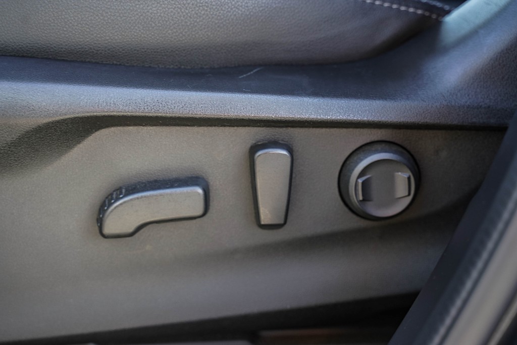 Thumbnail: 2020 Subaru Forester - 20