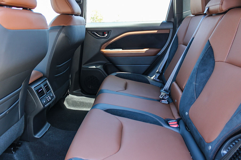 Thumbnail: 2025 Subaru Forester - 11