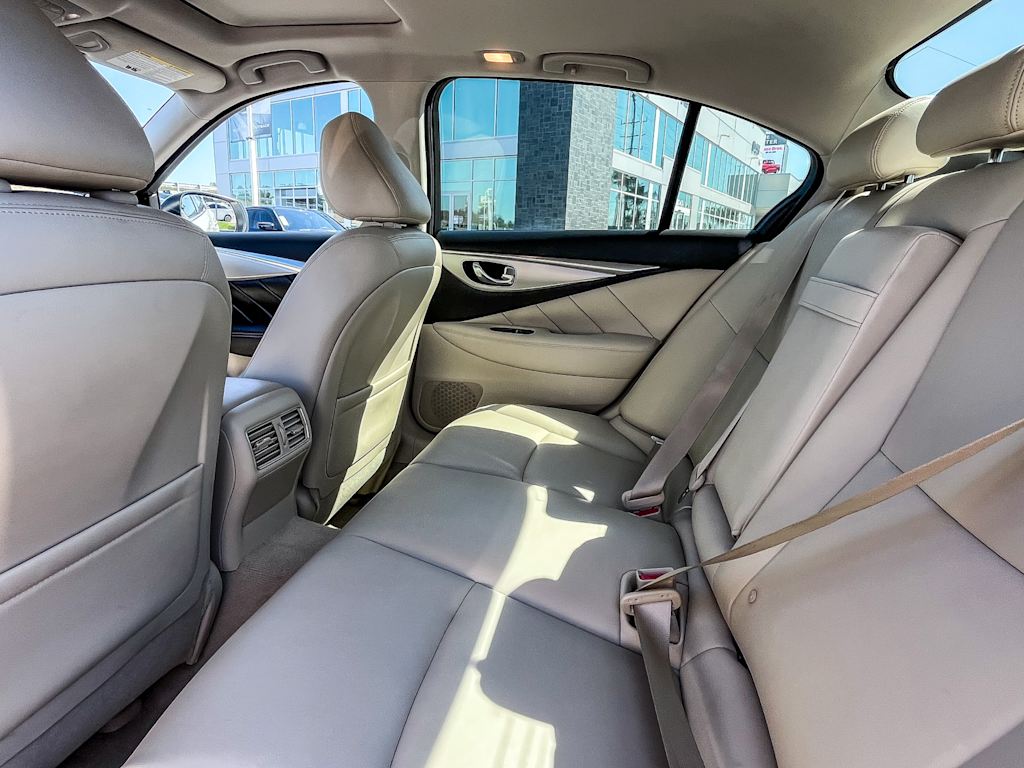 Thumbnail: 2020 INFINITI Q50 - 12