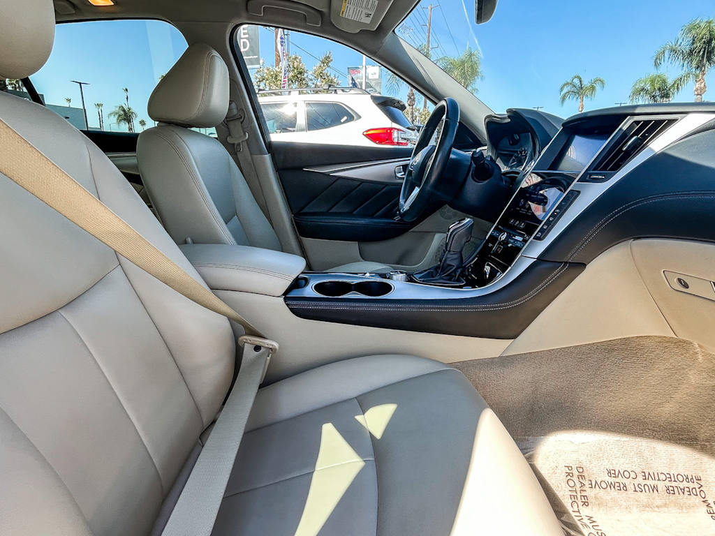 Thumbnail: 2020 INFINITI Q50 - 10