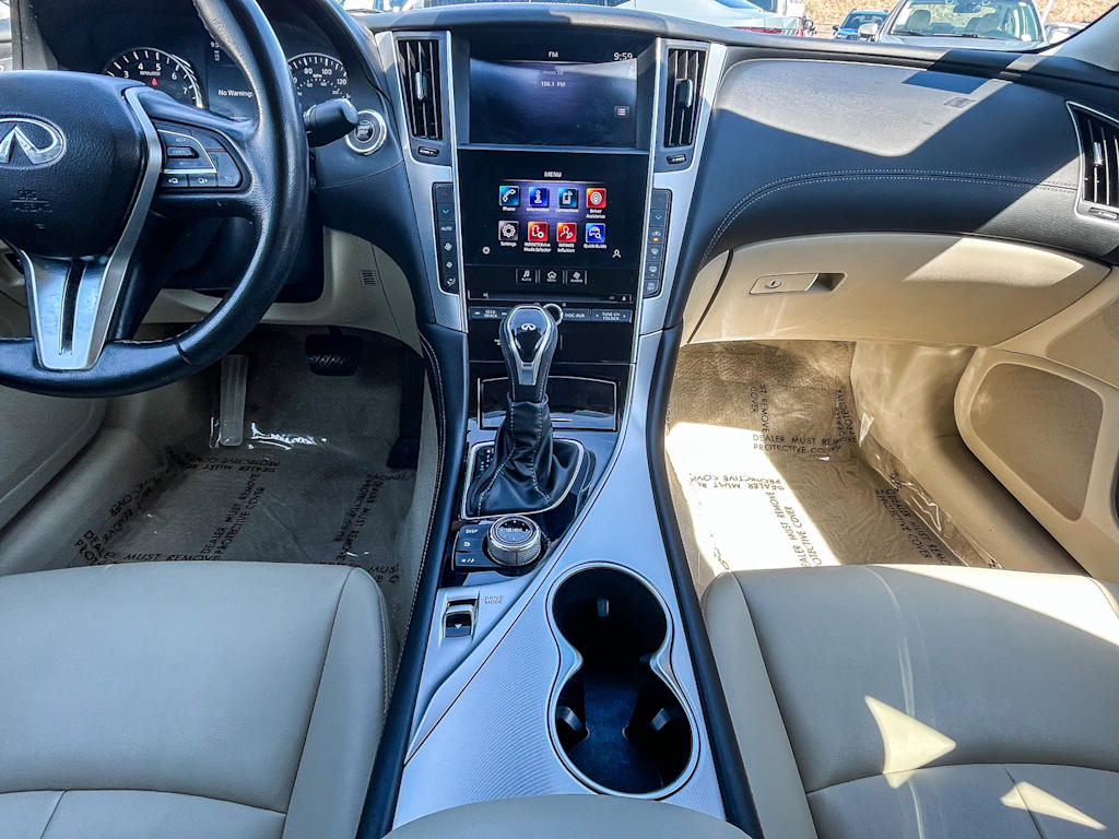Thumbnail: 2020 INFINITI Q50 - 9
