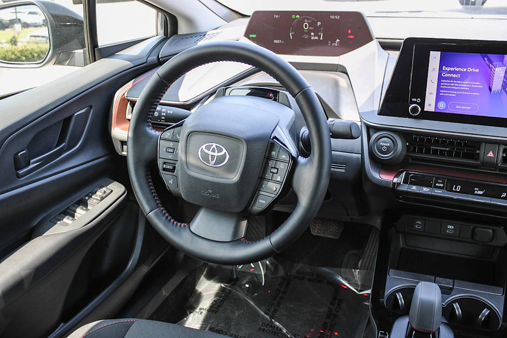 Thumbnail: 2024 Toyota Prius Prime - 7