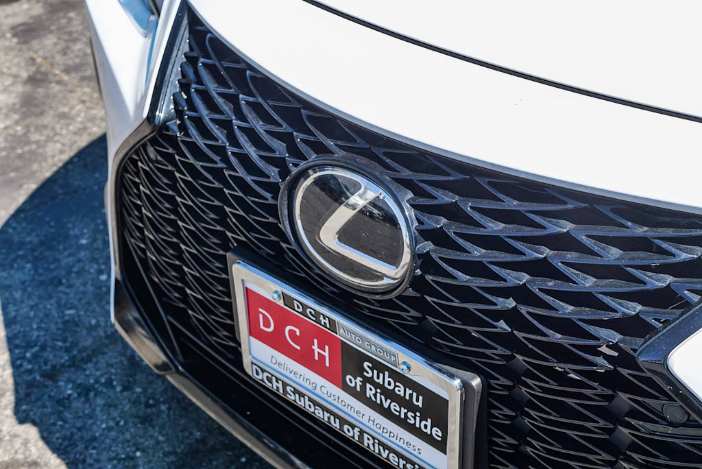 Thumbnail: 2024 Lexus ES - 6