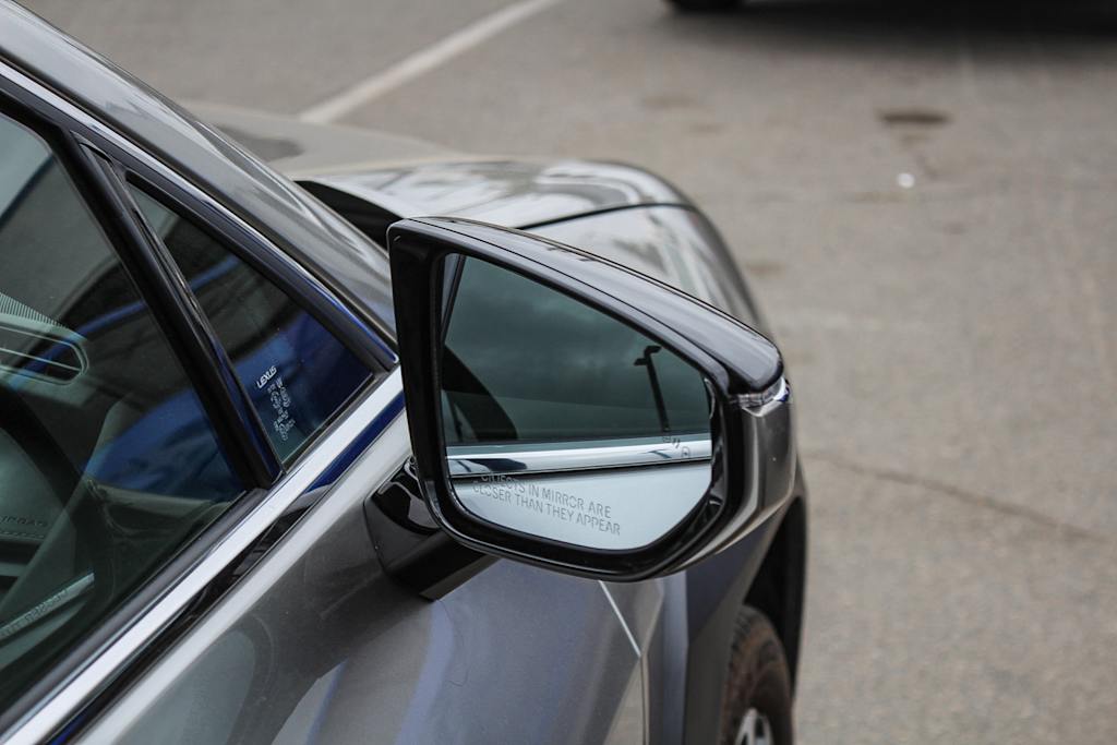 2021 Lexus UX 200 19