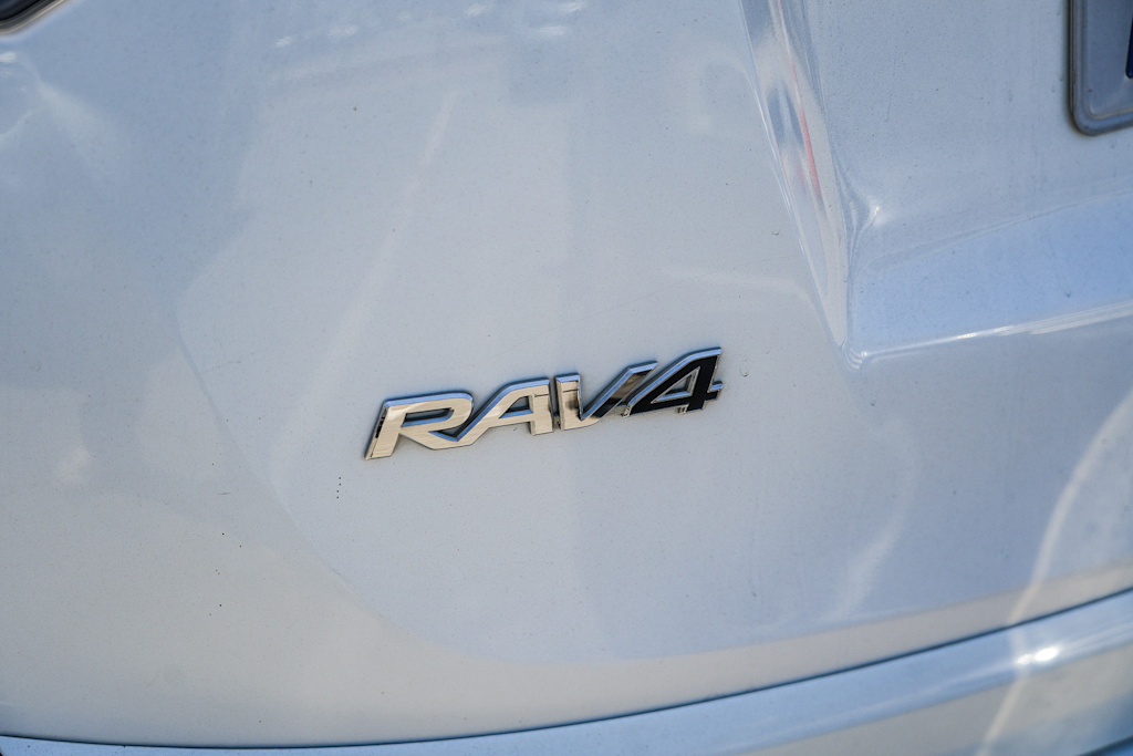 Thumbnail: 2016 Toyota RAV4 - 18
