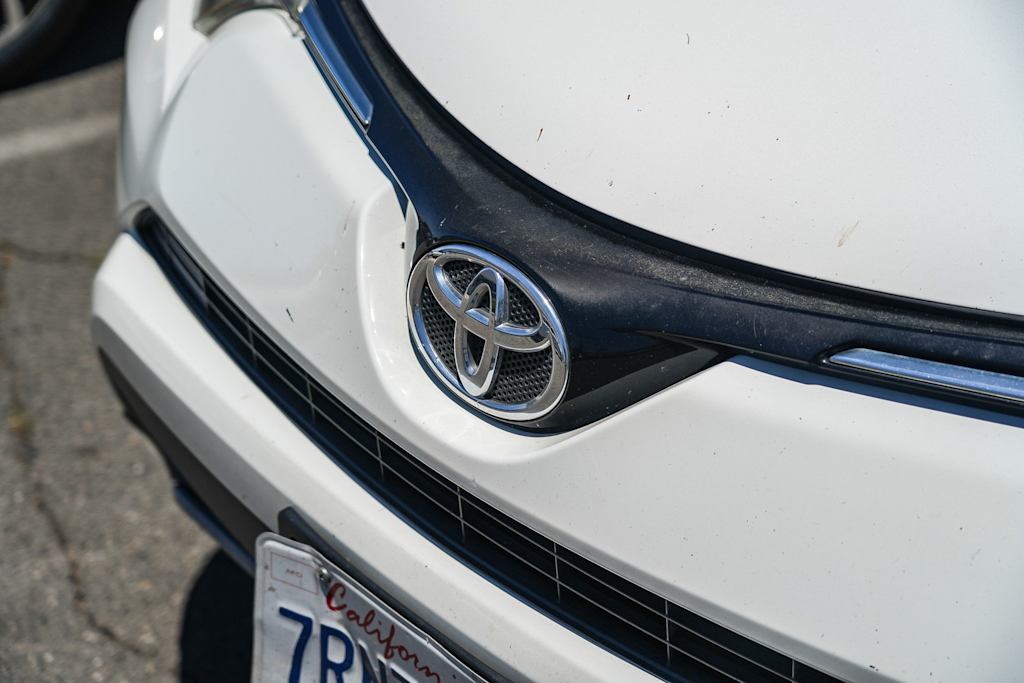 Thumbnail: 2016 Toyota RAV4 - 6