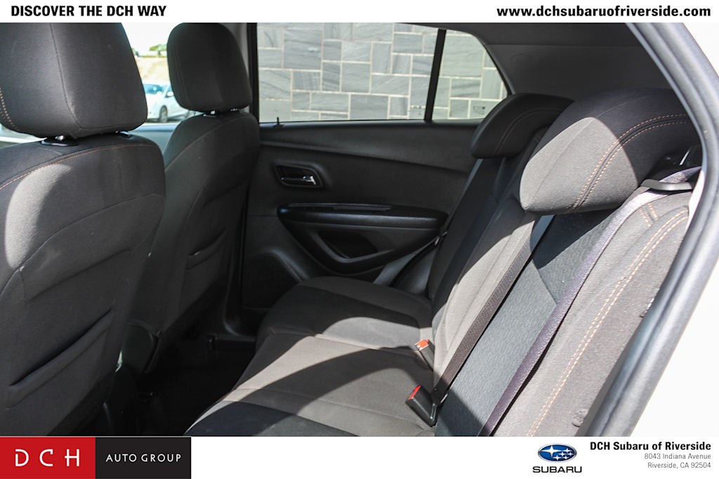 2022 Chevrolet Trax LS 11