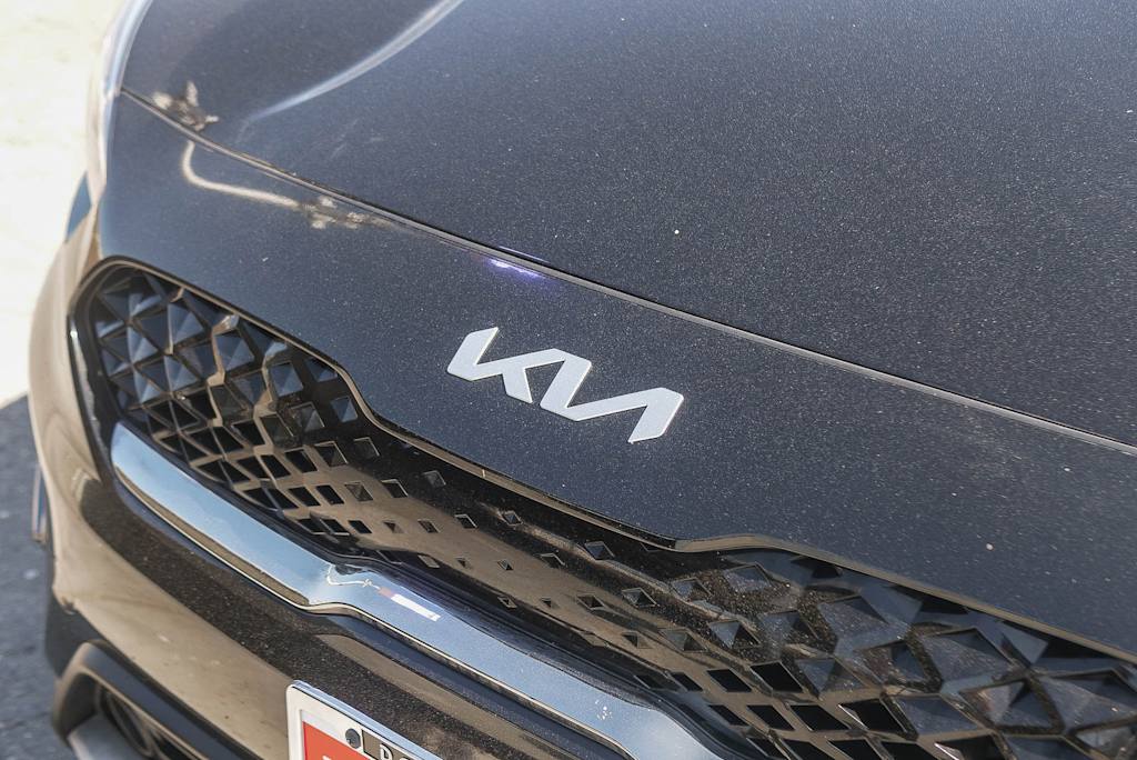 Thumbnail: 2022 Kia Niro - 6