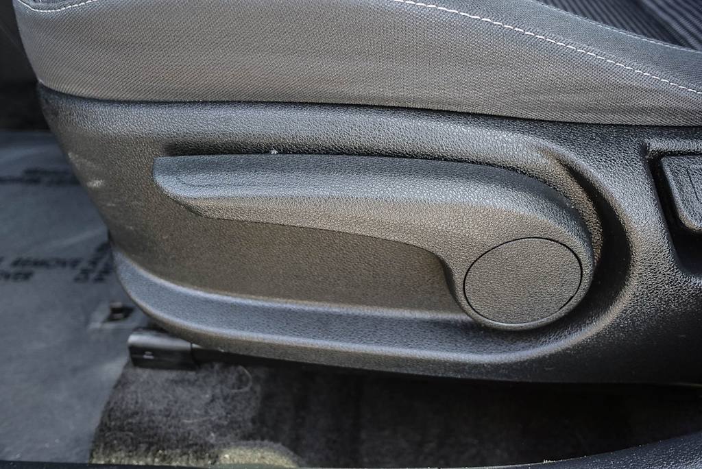 Thumbnail: 2022 Kia Niro - 25